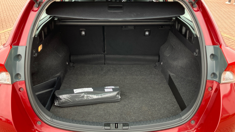 Toyota Auris 1.8 Hybrid Icon Tech TSS 5dr CVT Hybrid Estate